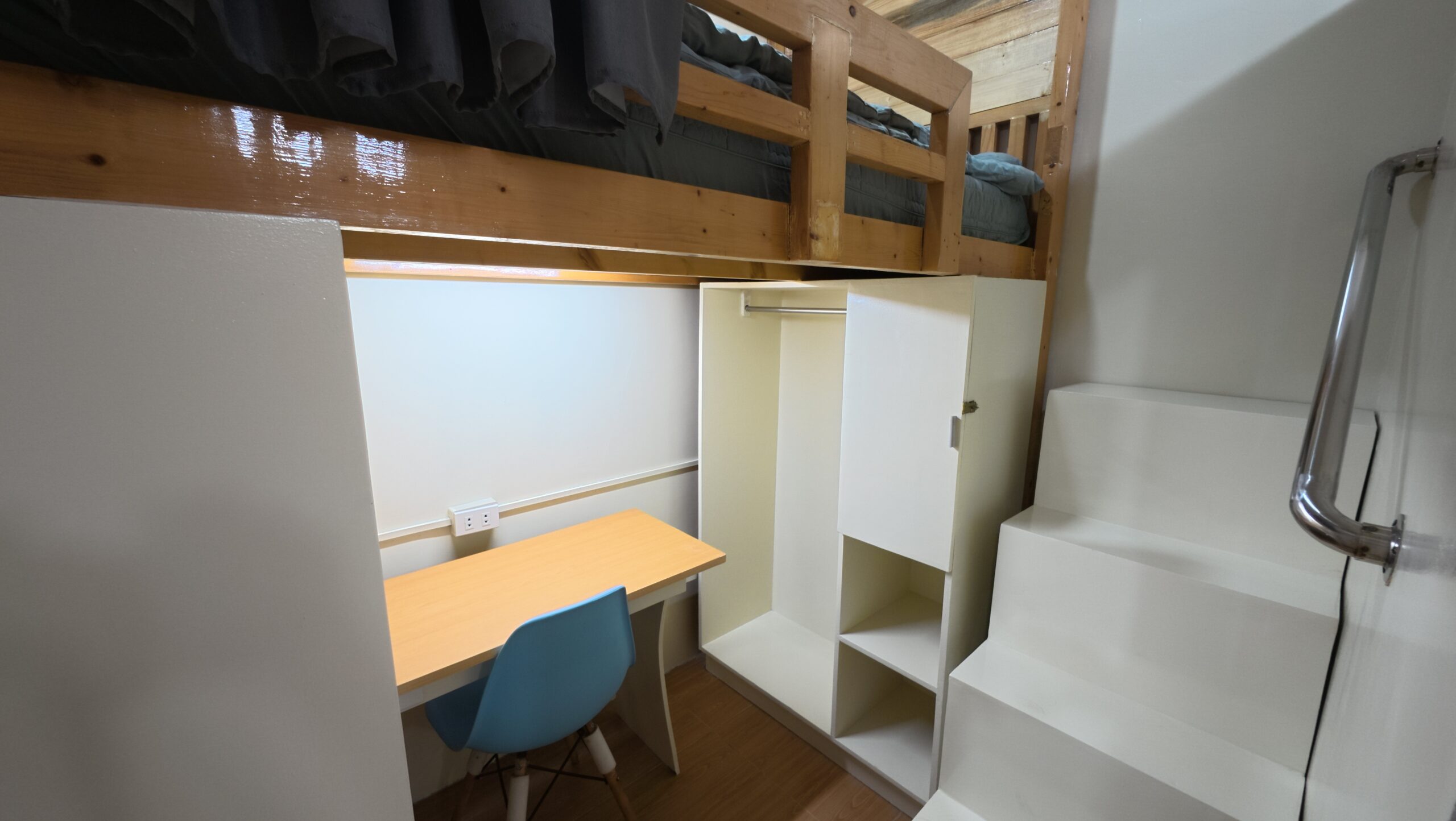 PINES 5人部屋Solo